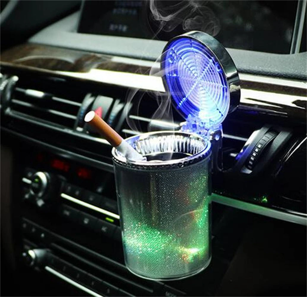 Posacenere colorato per auto universale Posacenere per auto portatile con luce a LED Portasigarette Car Styling Mini Portabicchieri Accessori per auto