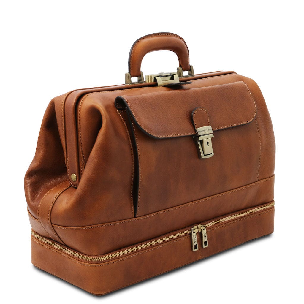 Giotto - Exclusive double-bottom leather doctor bag | TL142344