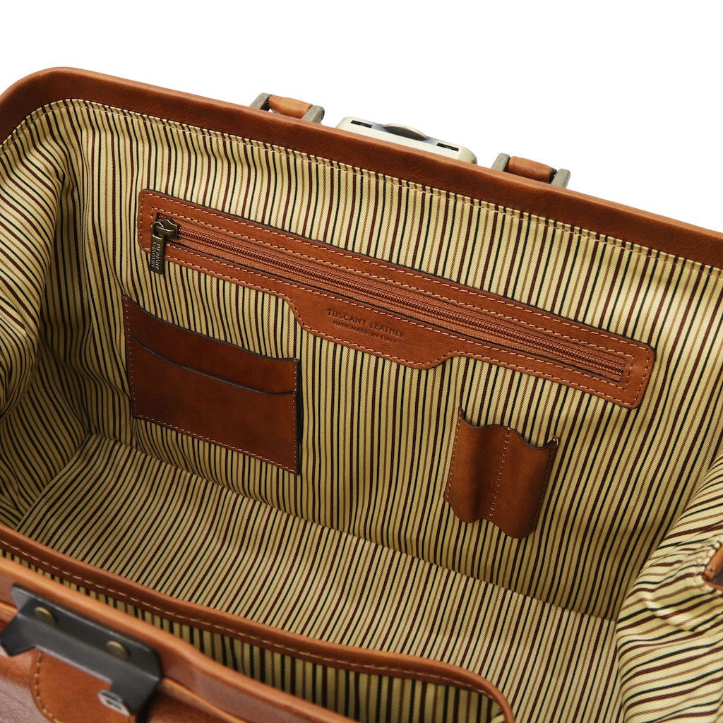 Giotto - Exclusive double-bottom leather doctor bag | TL142344