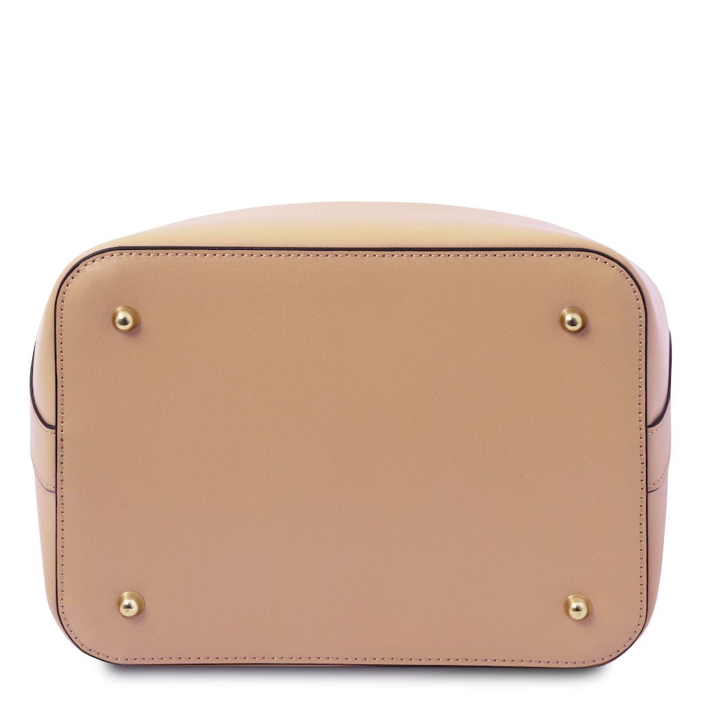 Vittoria - Italian leather bucket bag | TL141531