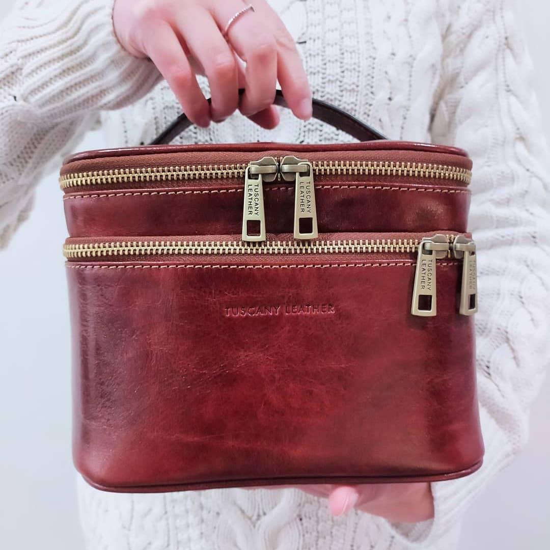 Eliot - Leather toiletry bag train case | TL142045