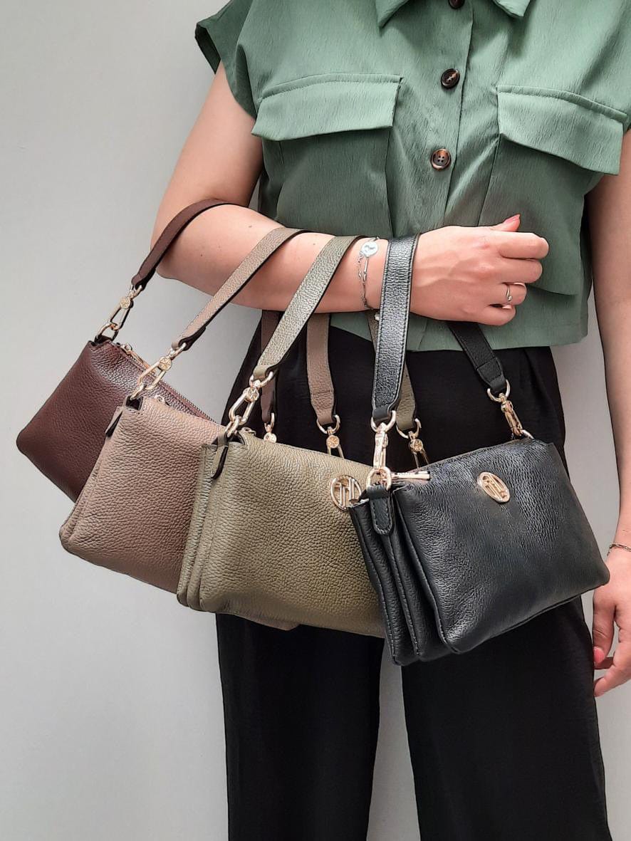 Sia - Soft Italian leather clutch | TL142479